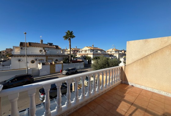 Revente - Quad House - Punta Prima - Serena