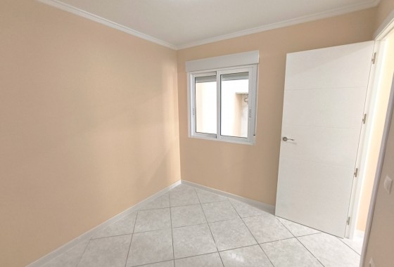 Revente - Bungalow - Torrevieja - El chaparral