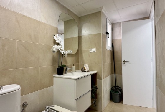 Resale - Apartment - Torrevieja