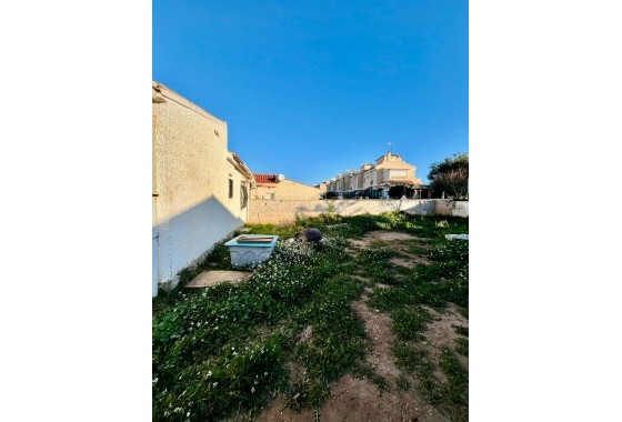 Revente - Villa - Torrevieja - Aguas nuevas 1