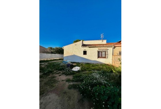 Revente - Villa - Torrevieja - Aguas nuevas 1