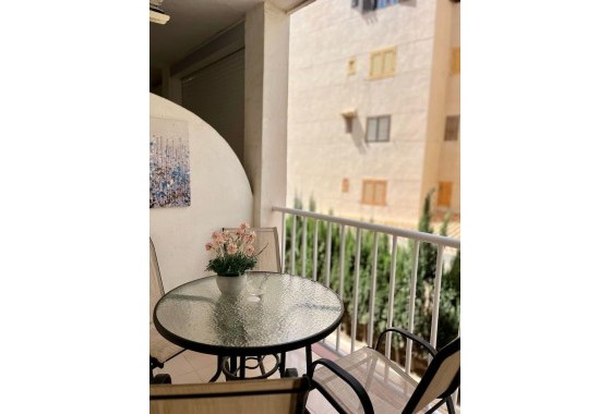 Resale - Apartment - Torrevieja - Torrejón