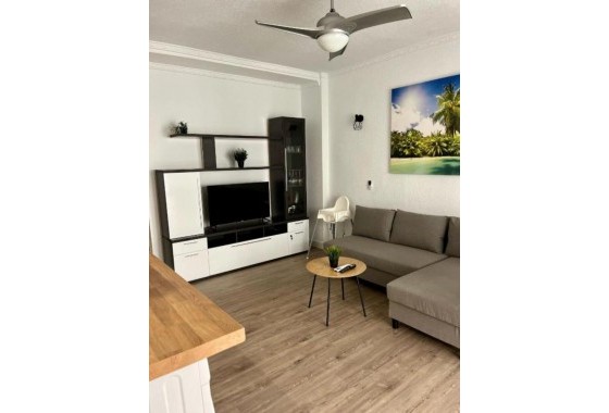 Resale - Apartment - Torrevieja - Torrejón