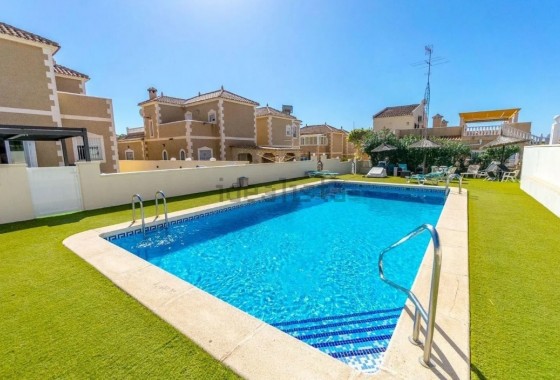 Resale - Detached Villa - Orihuela Costa