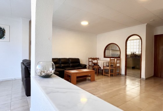 Revente - Maison de ville - Torrevieja - La Siesta - El Salado -  Torreta