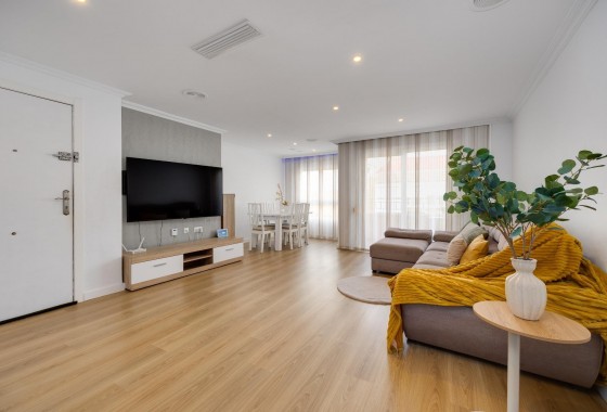 Resale - Apartment - Torrevieja - torrevieja