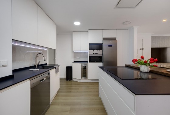 Resale - Apartment - Torrevieja - torrevieja