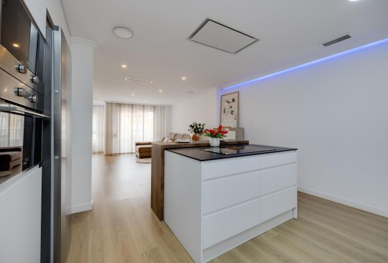 Resale - Apartment - Torrevieja - torrevieja