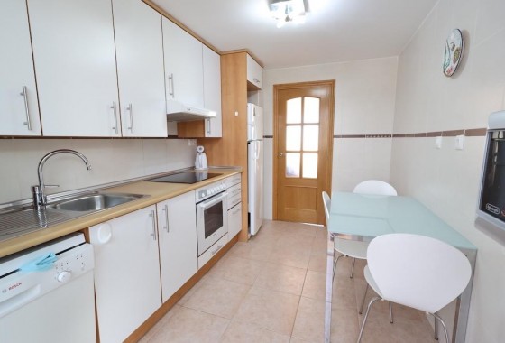 Resale - Apartment - Orihuela Costa - Campoamor