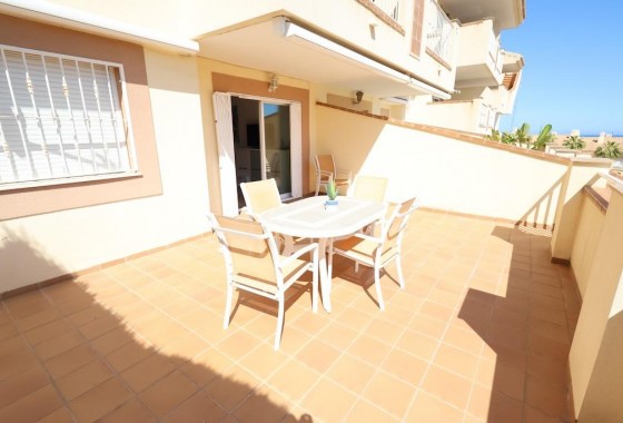 Resale - Apartment - Orihuela Costa - Campoamor