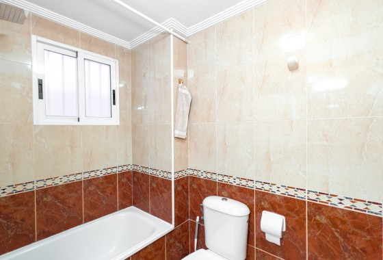Resale - Apartment - Torrevieja - Parque las naciones