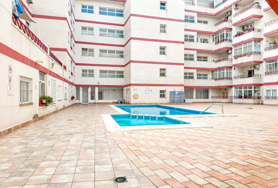 Resale - Apartment - Torrevieja - Parque las naciones