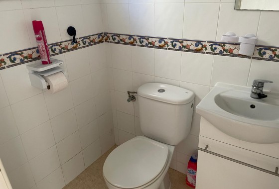 Resale - Townhouse - Villamartin