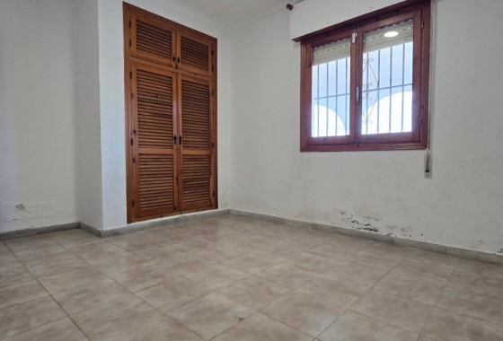 Revente - Villa - Torrevieja - El Chaparal