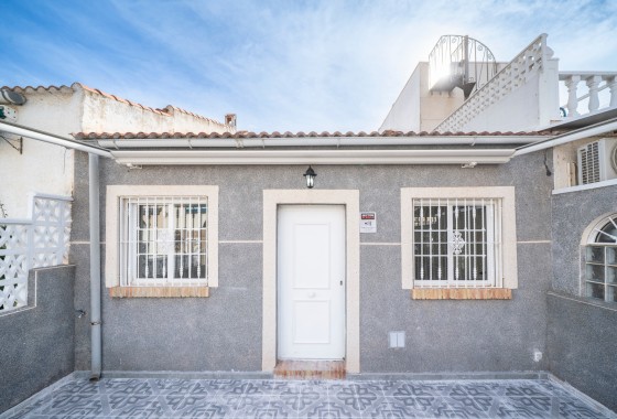 Resale - Bungalow - Torrevieja - El chaparral