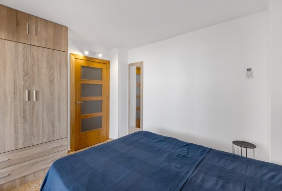 Resale - Apartment - Torrevieja - Playa del cura