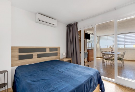 Resale - Apartment - Torrevieja - Playa del cura
