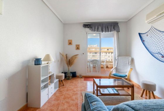 Resale - Apartment - Torrevieja - Centro