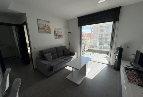 Resale - Apartment - Torrevieja - Acequion