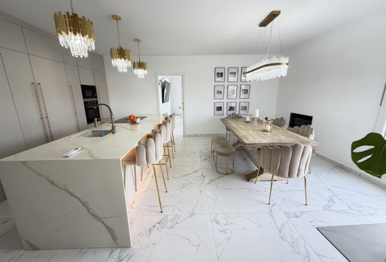 Revente - Villa - Villamartin