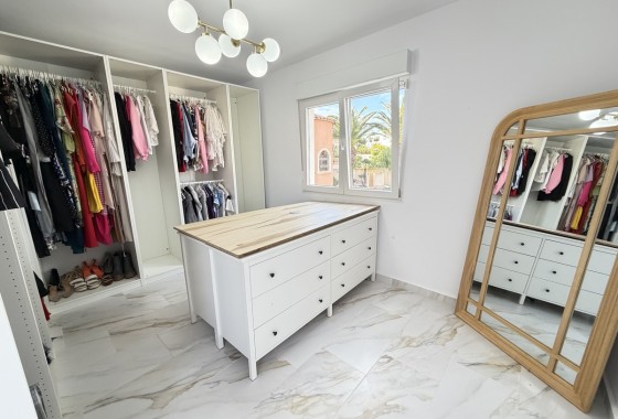 Revente - Villa - Villamartin