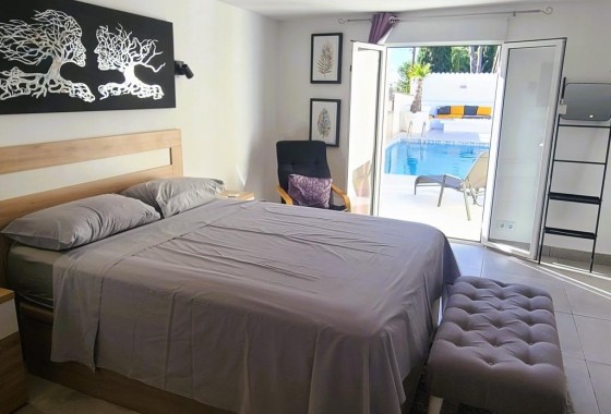 Revente - Villa - Torrevieja - Centro