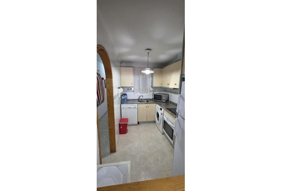 Resale - Apartment - Torrevieja - Centro
