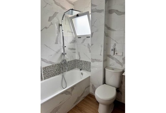 Revente - Villa - Gandia - Urbanizaciones