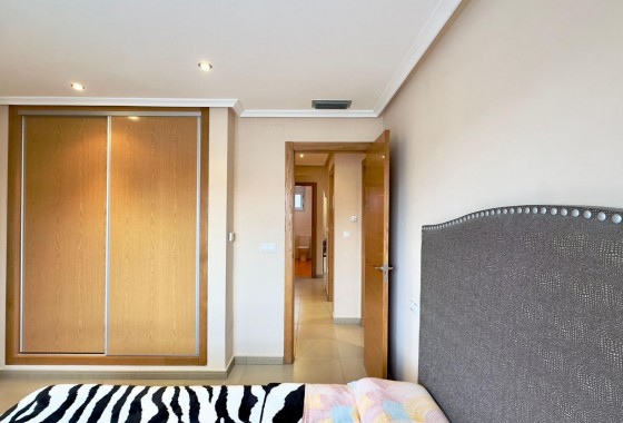 Revente - Immeuble - Torrevieja - Playa del cura