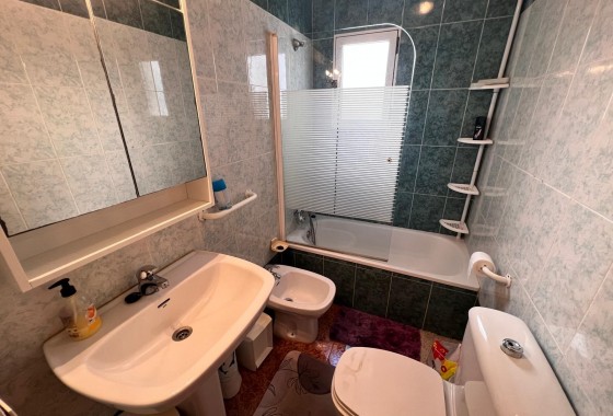 Resale - Apartment - Torrevieja - Centro