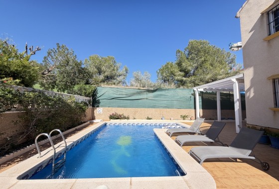 Revente - Villa - Villamartin