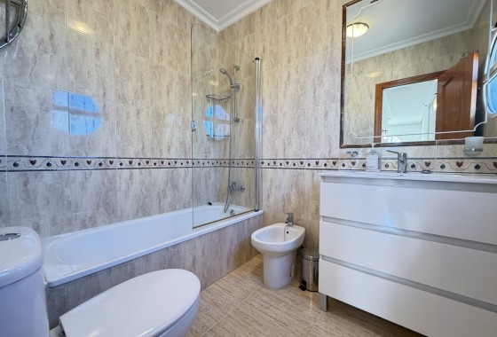 Revente - Villa - Villamartin