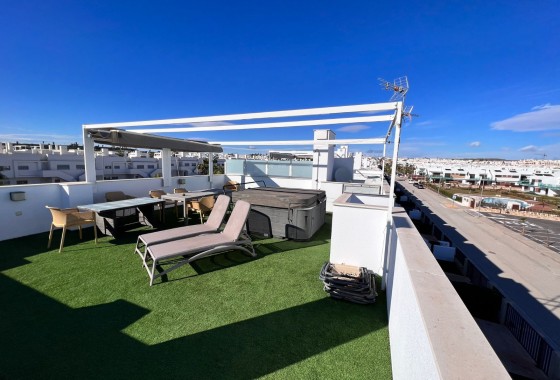 Resale - Apartment - Orihuela Costa - Vistabella Golf