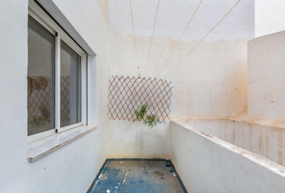 Resale - Apartment - Torrevieja - Centro - Muelle Pesquero