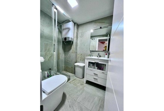 Segunda Mano - Apartamento - Torrevieja - Acequion