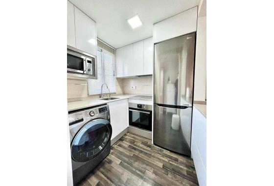 Segunda Mano - Apartamento - Torrevieja - Acequion