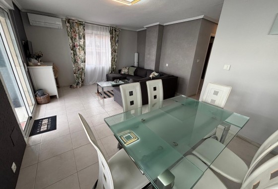 Segunda Mano - Apartamento - Torrevieja - Acequion