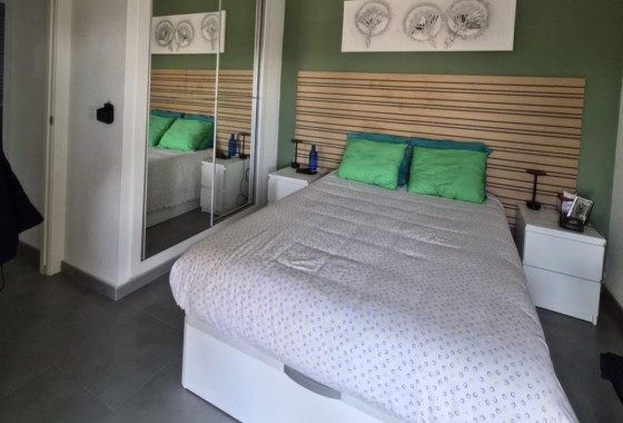 Segunda Mano - Apartamento - Torrevieja - Aguas nuevas 1