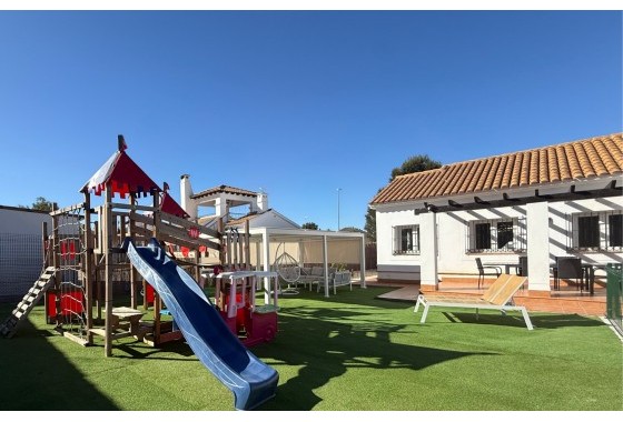 Resale - Detached Villa - Alhama