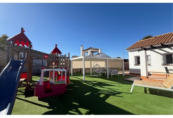 Resale - Detached Villa - Alhama