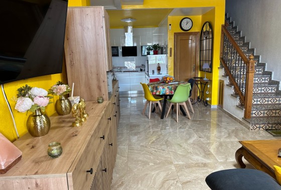 Revente - Maison de ville - Bigastro