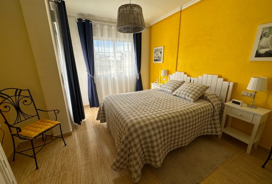 Revente - Maison de ville - Bigastro