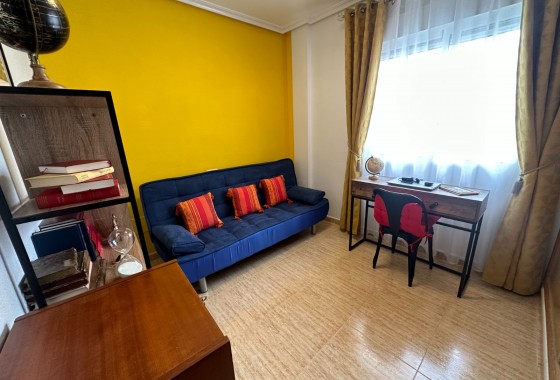 Revente - Maison de ville - Bigastro