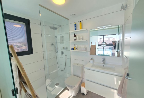 Segunda Mano - Apartment / Flat * - Orihuela Costa * - Villamartín *