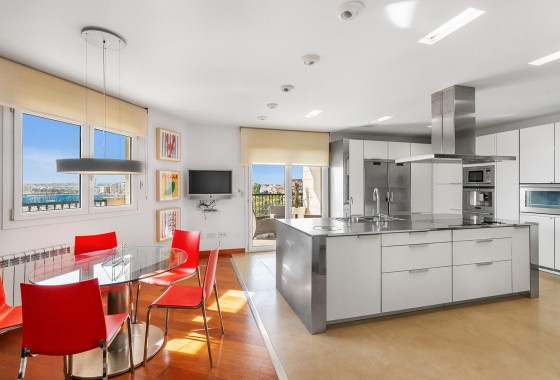 Segunda Mano - Apartamento - Torrevieja - Paseo maritimo