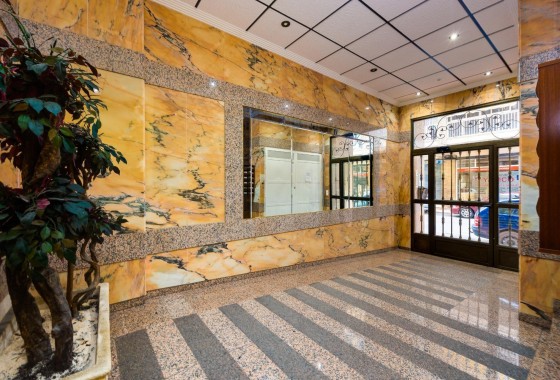 Segunda Mano - Apartamento - Torrevieja - Centro