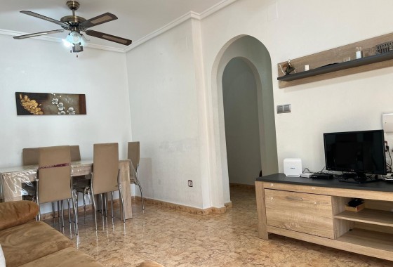 Segunda Mano - Apartamento - Torrevieja - Estacion de autobuses