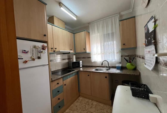 Segunda Mano - Apartamento - Torrevieja - Estacion de autobuses