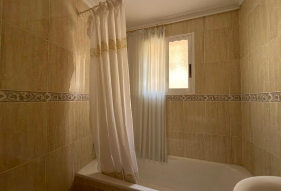 Segunda Mano - Apartamento - Torrevieja - Playa de los locos