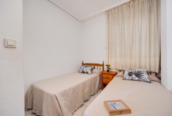 Segunda Mano - Apartamento - Torrevieja - Estacion de autobuses